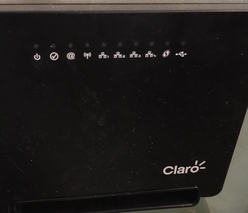 computadoras y laptops - Router Claro 