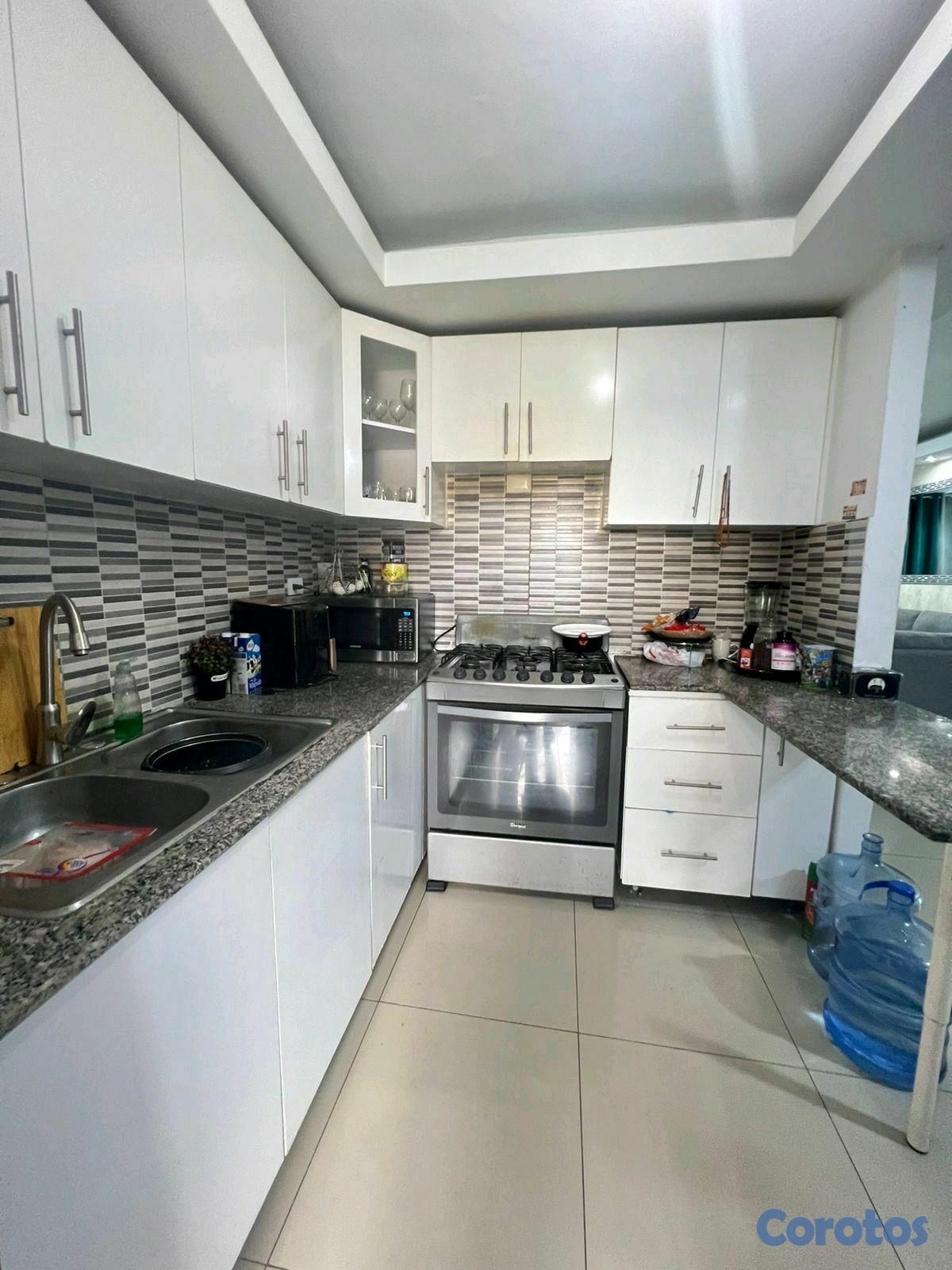 apartamentos - VENDO APARTAMENTO PRECIO NEGOCIABLE. 🏡 8