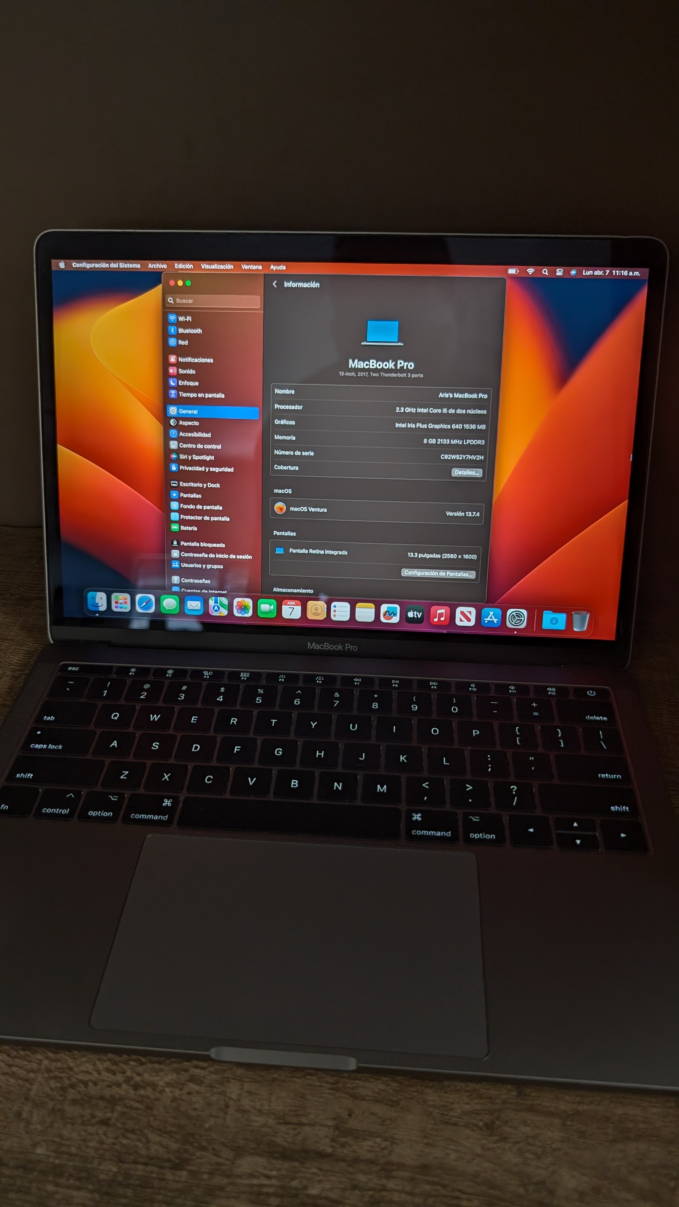 computadoras y laptops - MacBook Pro 2017 13" Pulgadas