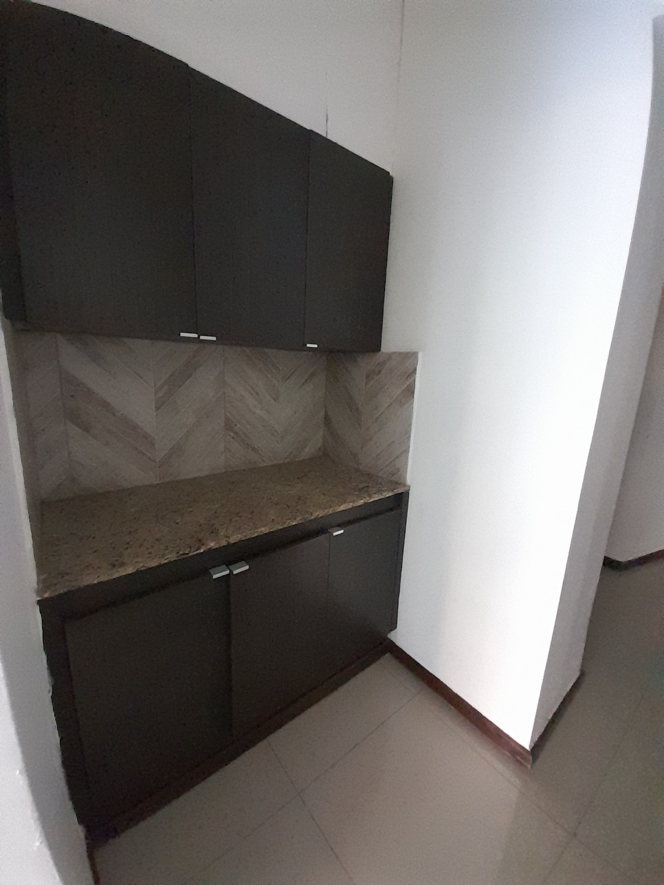 oficinas y locales comerciales - Rento local comercial en el Distrito nacional 4