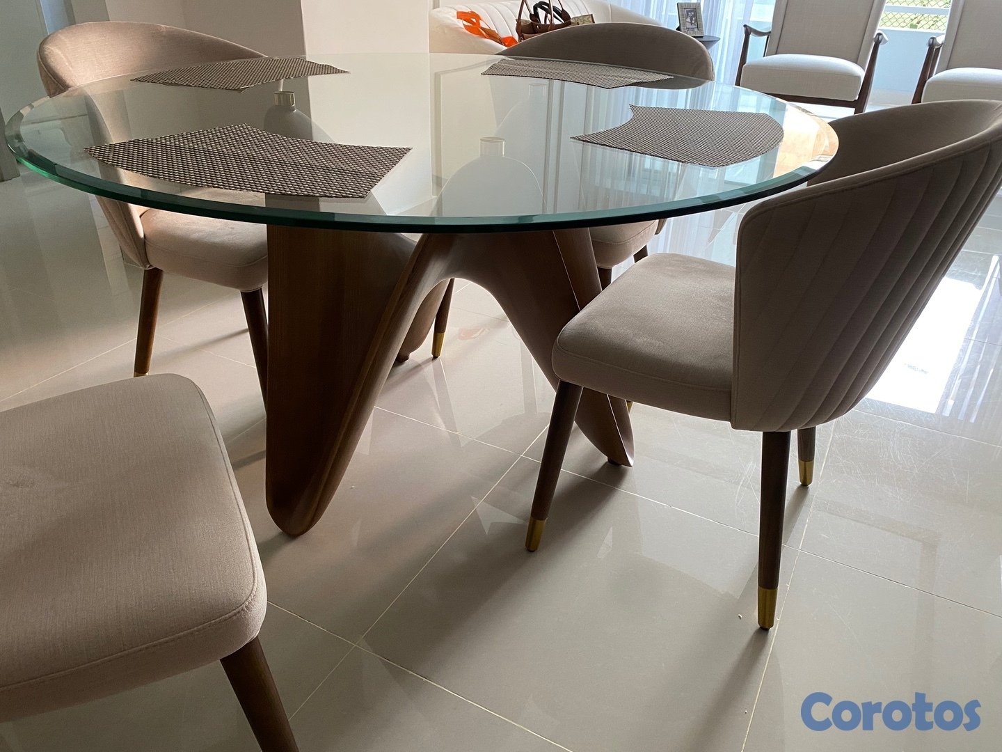 muebles y colchones - Vendo Mesa Comedor  5