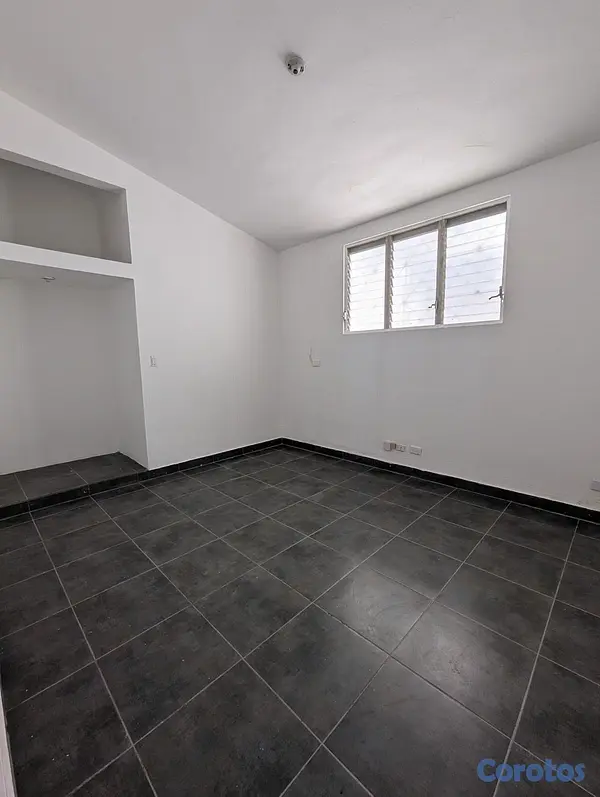 oficinas y locales comerciales - Local Comercial Para Alquiler Gazcue 20