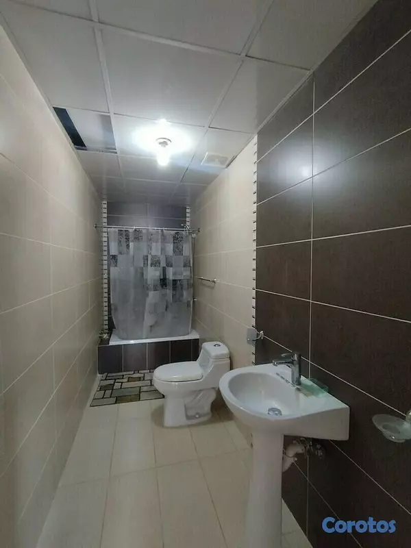 apartamentos - ¡Enriquillo Torre Moderna Apartamento en piso Alto! 9
