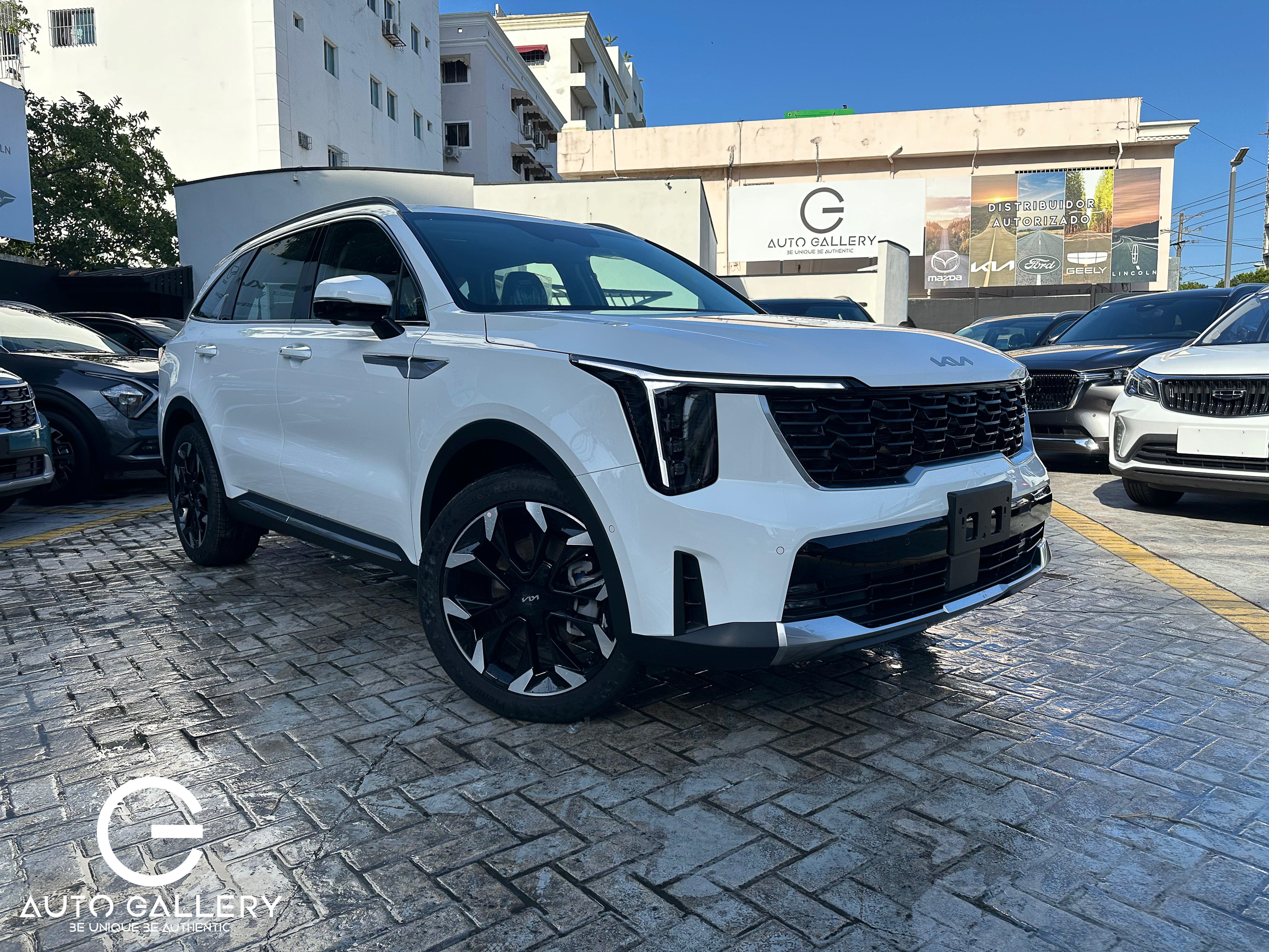 jeepetas y camionetas - KIA SORENTO LUXURY 2025 0