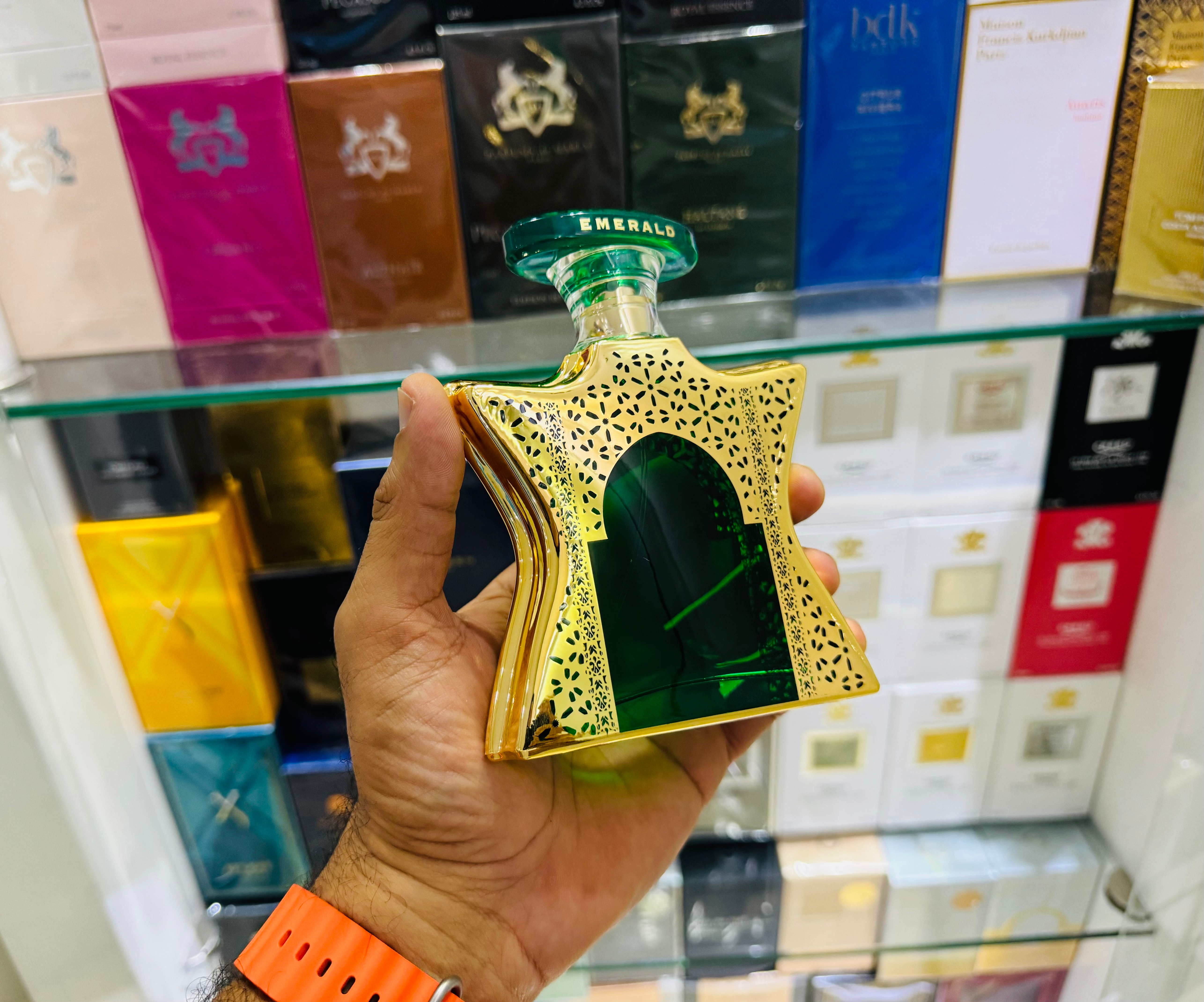 computadoras y laptops - Perfume Bond No.9 NYC Dubai Emerald 100ML EDP Nuev 3