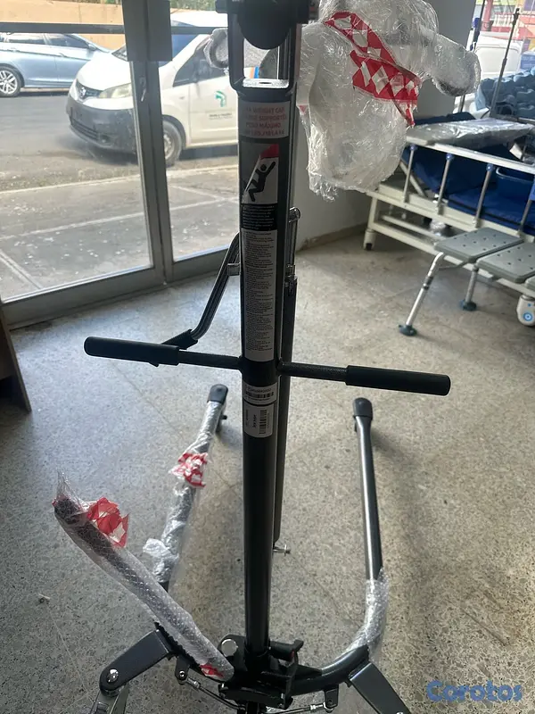 Salud y Equipamiento Médico - grúa para pasiemte medline nueva  2