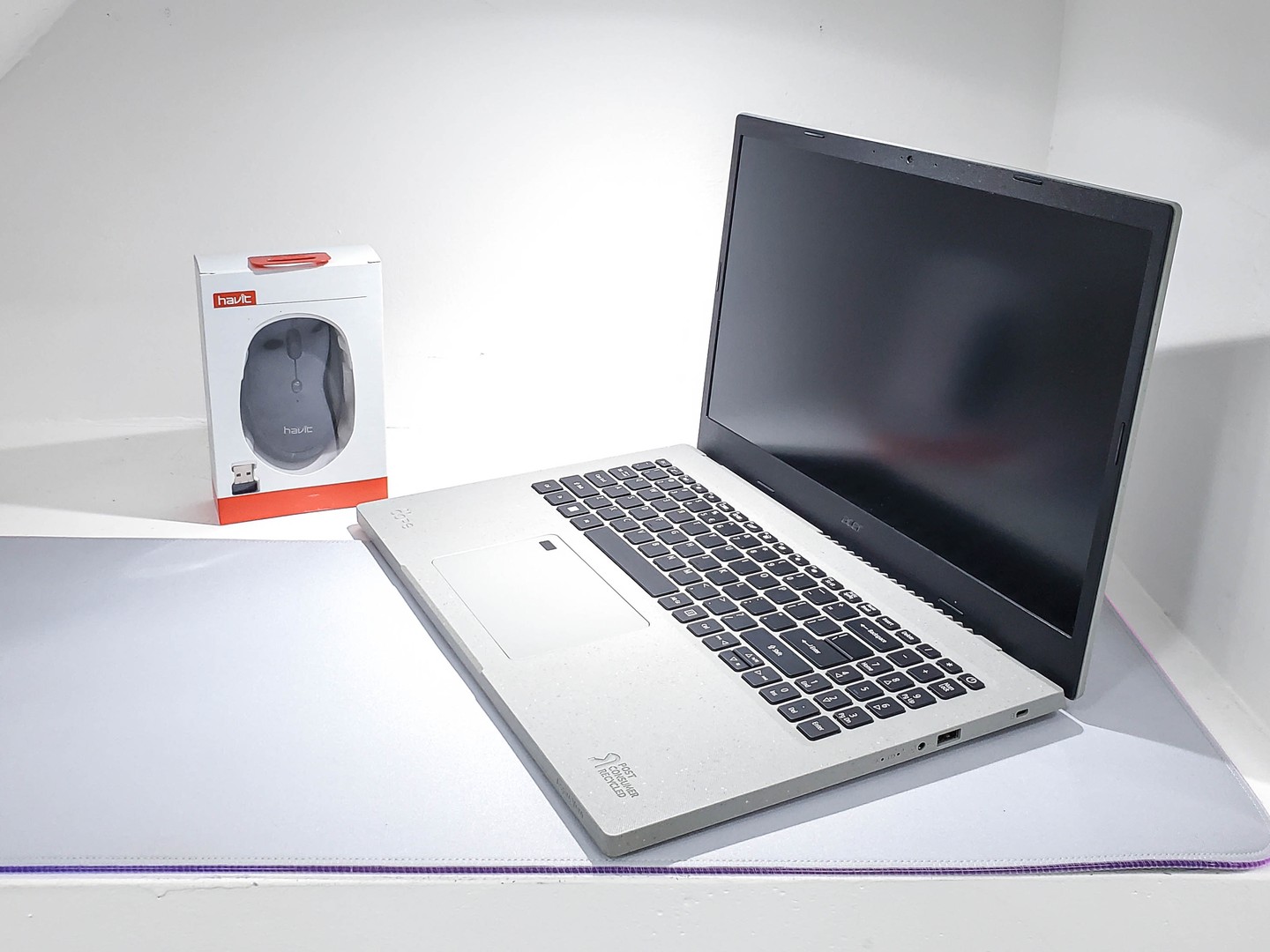 computadoras y laptops - Laptop Acer Aspire Vero AV15-53P-54MV/i5-1335U/8 GB LPDDR5/512 GB PCIe NVM