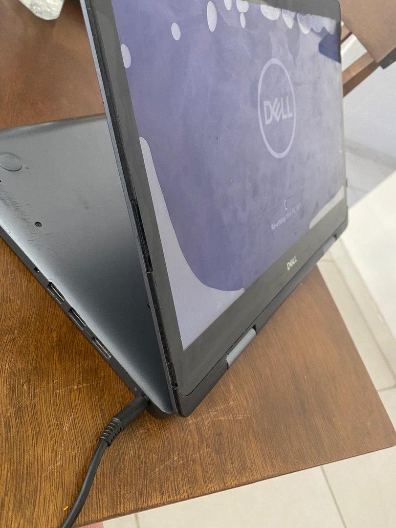 computadoras y laptops - ¡Laptop Dell Inspiron 5481 2 en 1, pantalla táctil HD de 14 pulgadas!  4