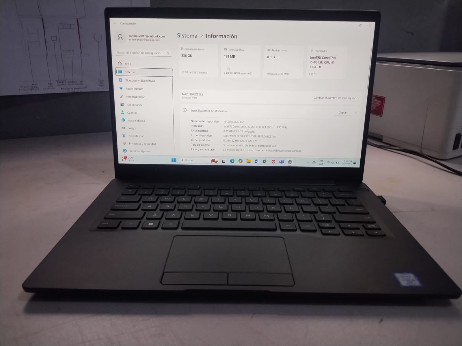 computadoras y laptops - Laptop Dell cómo nueva  1