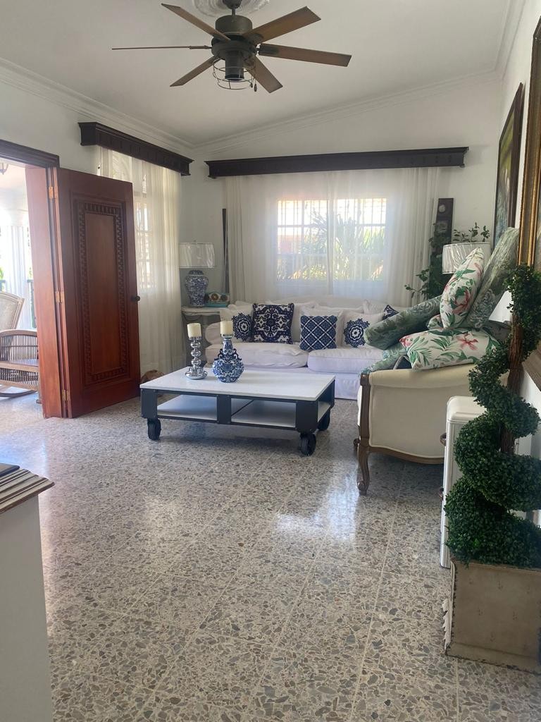 casas - Casa de 2 Niveles en Venta ubicada en La Zurza  1