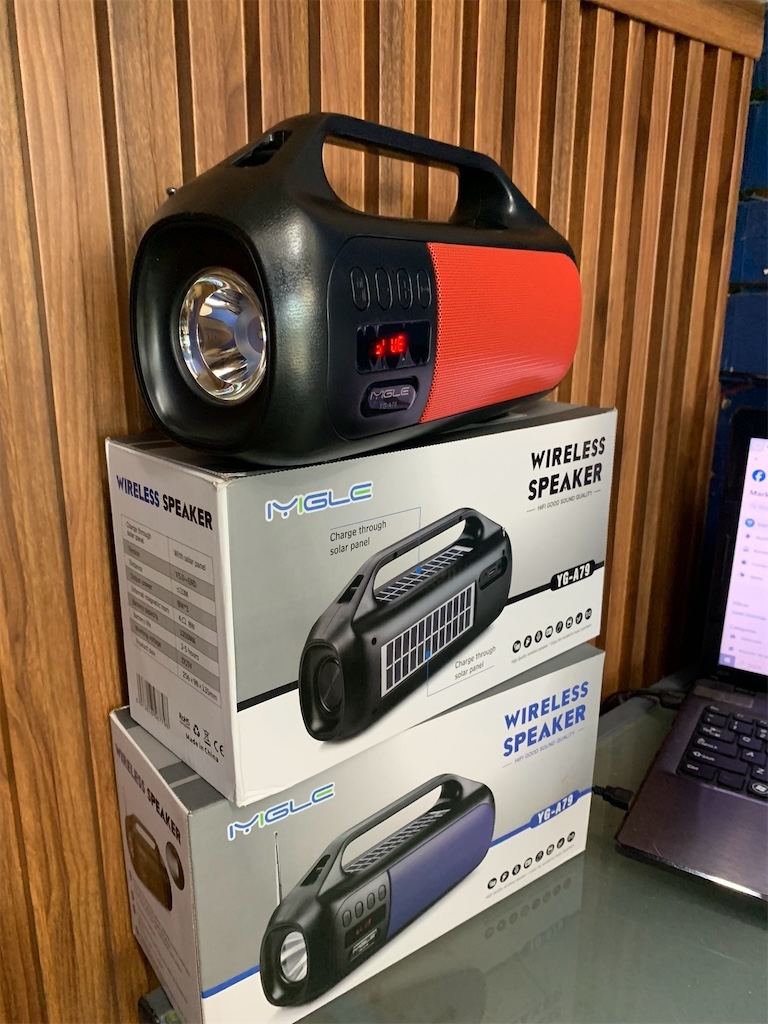 otros electronicos - Linterna 🔦 con radio 📻 recargable  7