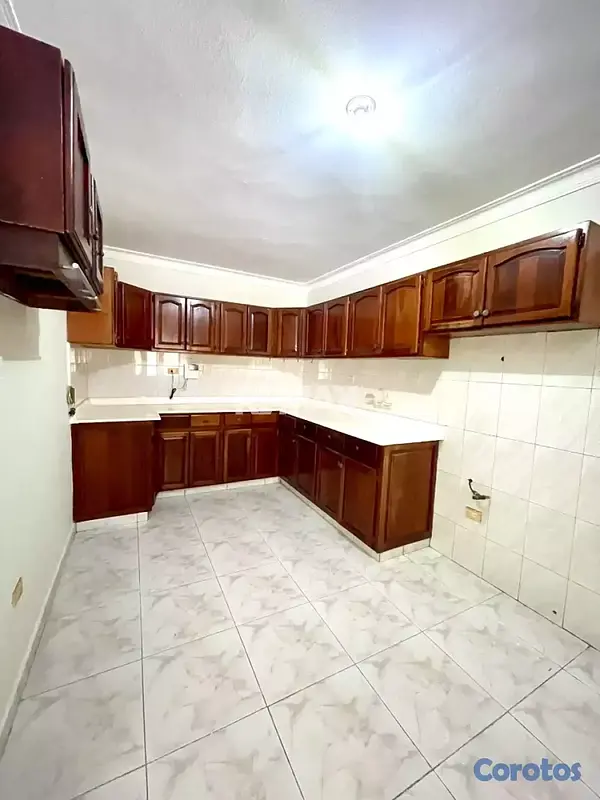apartamentos - Apartamento en Alquiler en Evaristo Morales 3