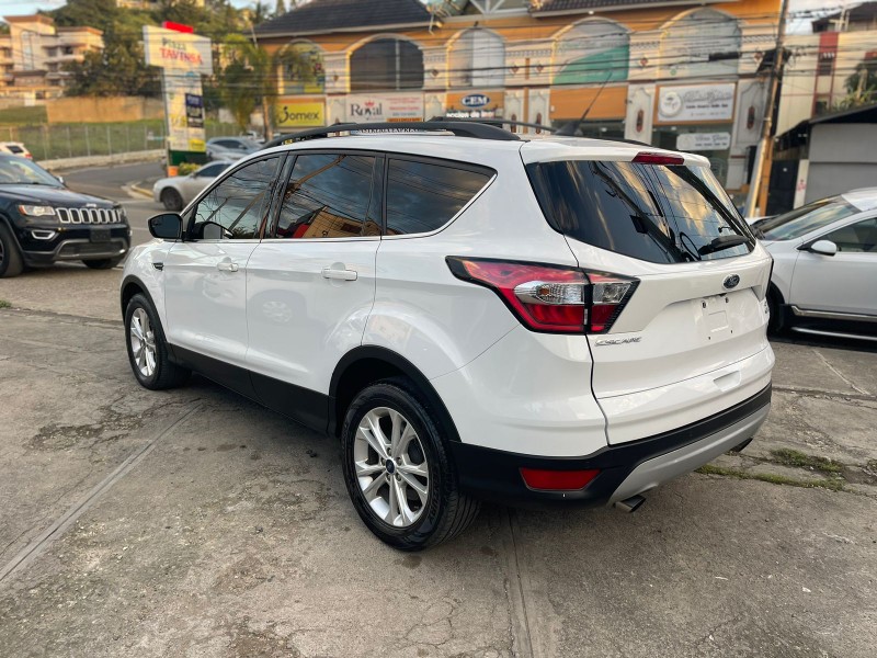jeepetas y camionetas - Ford escape 2018 4