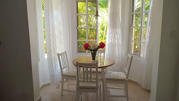 casas vacacionales y villas - VENTA CASA TIPO VILLA AMUEBLADA EN COSTA BÁVARO BEACH RESORT 6
