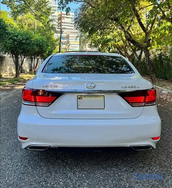 carros - LEXUS LS 460 8