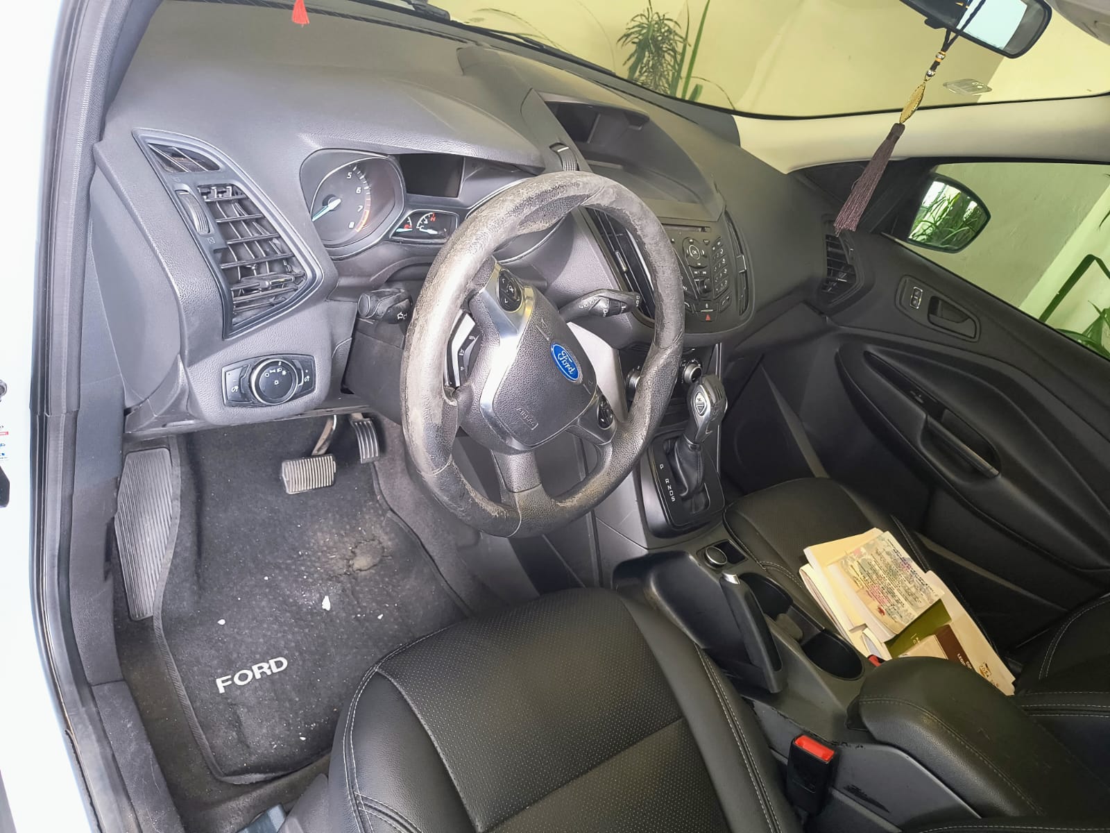 jeepetas y camionetas - Ford Escape 2016 en óptima condiciones 3