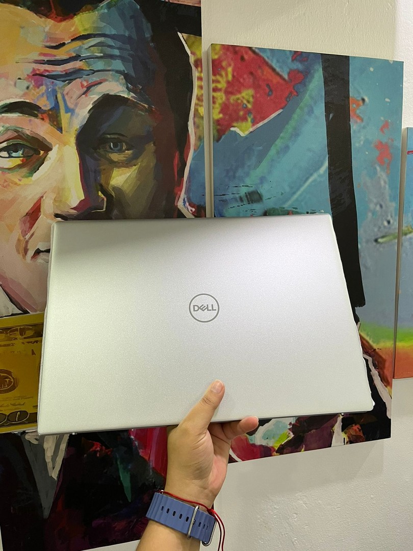 computadoras y laptops - Laptop Dell Inspiron 16 Ryzen 7 / 1TB SSD / 16gb RAM / 16-inch  2