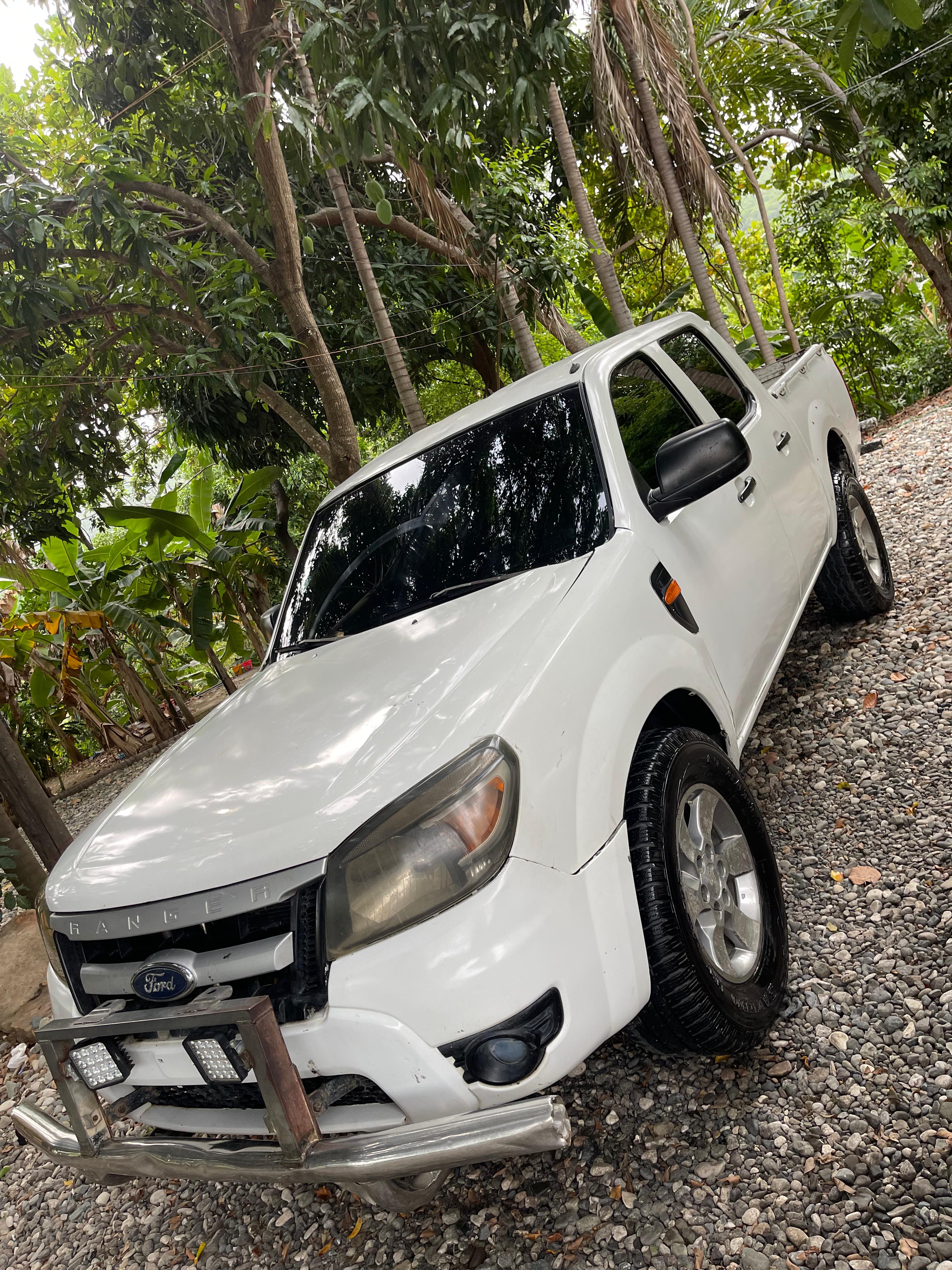 jeepetas y camionetas - Ford ranger 2011 3