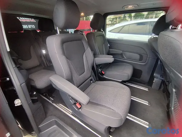 jeepetas y camionetas - 2024 Mercedes Benz V250 Diesel  5