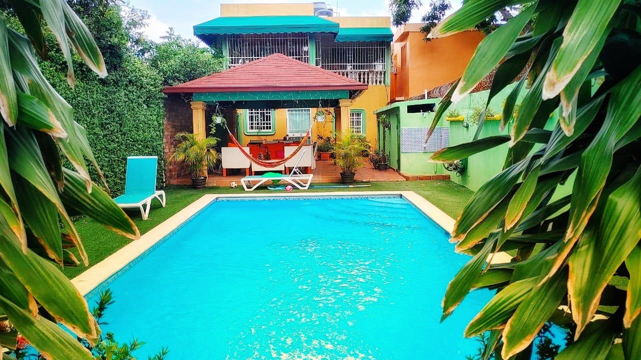 casas - Venta de Casa Amueblado de 2 niveles, Nizao. 
