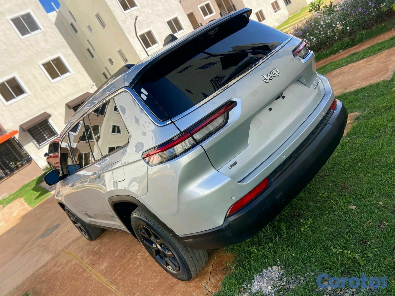 jeepetas y camionetas - Jeep Grand Cherokee L Limited 2022 4