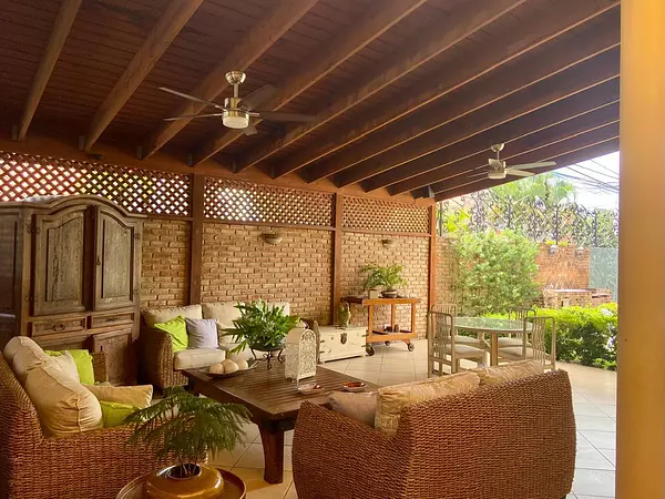 casas - Hermosa casa en La Castellana, Distrito Nacional  4