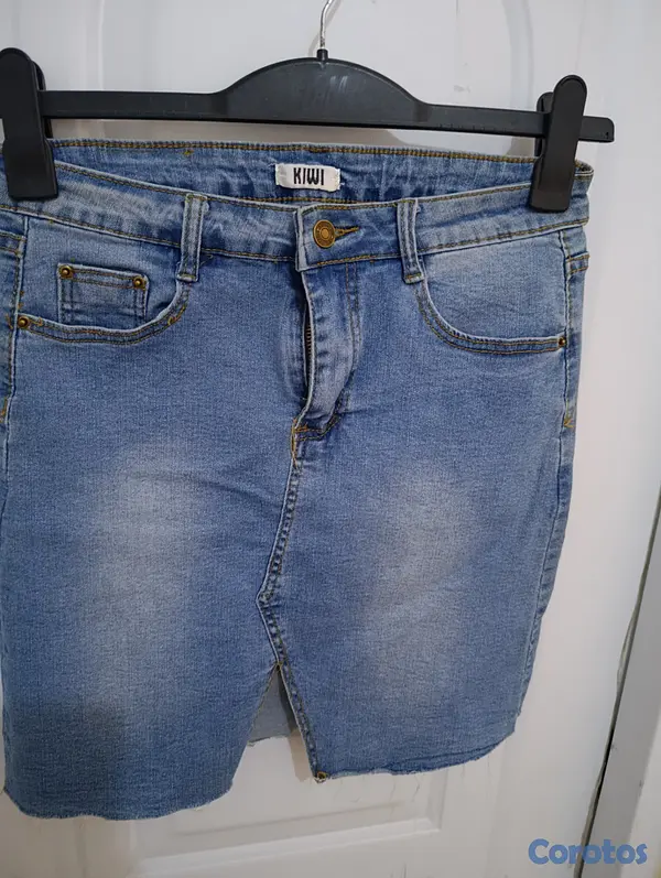 ropa para mujer - Variedad de ropa nueva y usada una o dos veces  7
