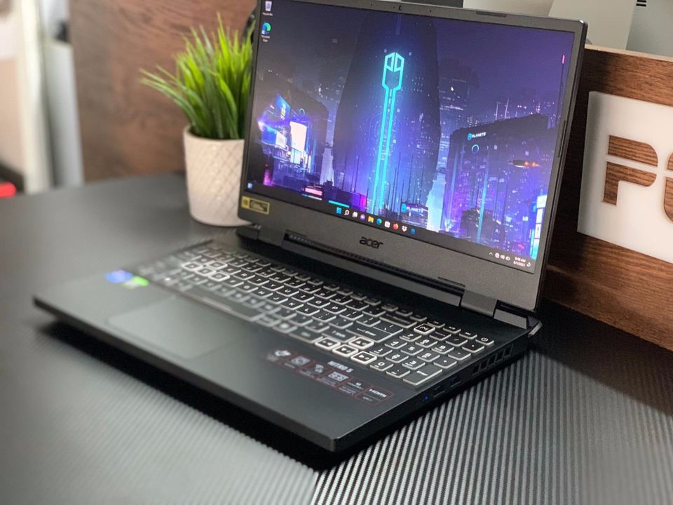computadoras y laptops - Laptop Gaming i7 12th Gen + NVIDIA 3070 , 32GB + 1TB SSD