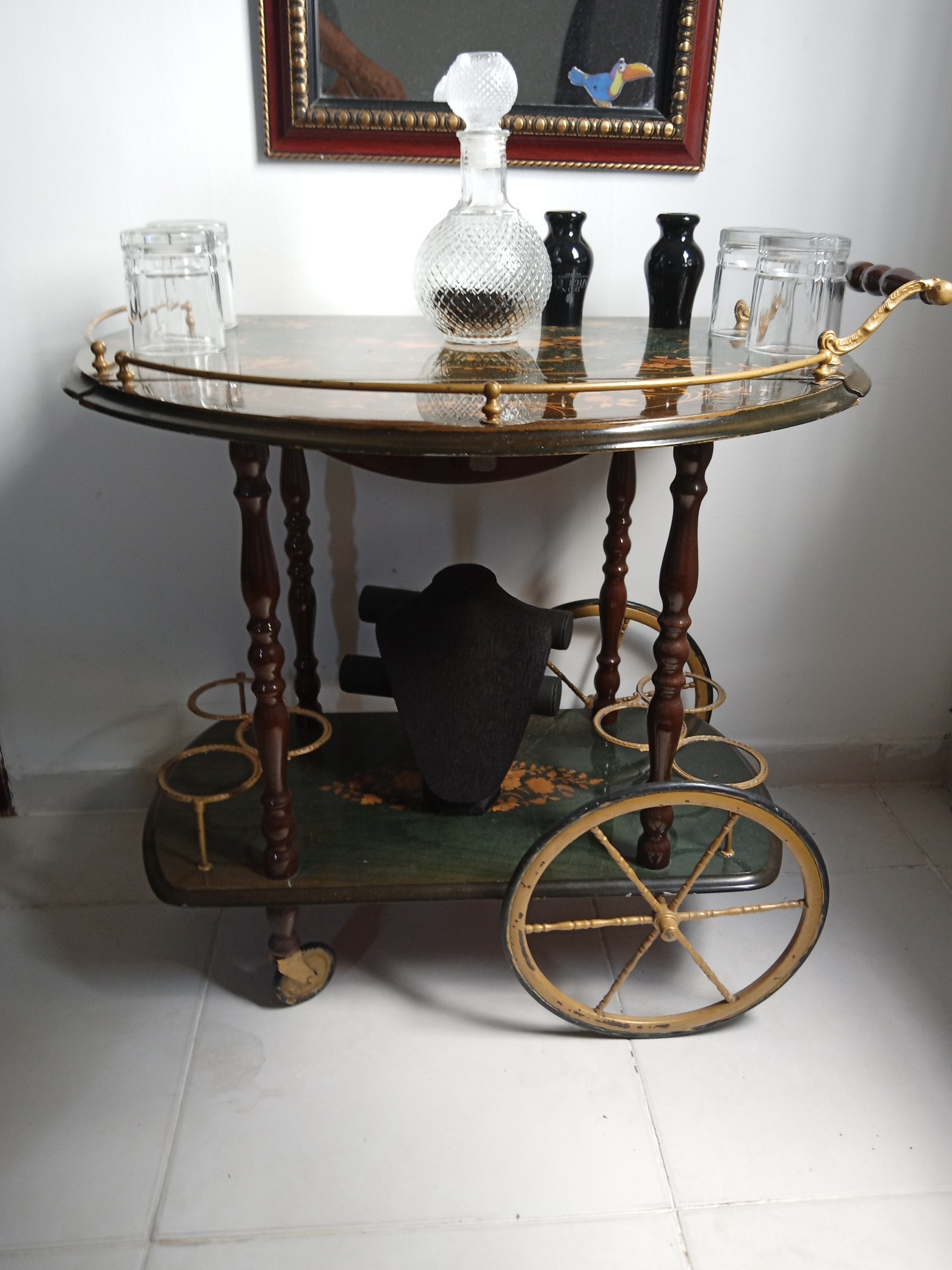 arte y antigüedades - Hermosa mesa bar antigua