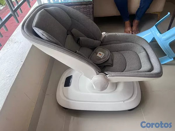 coches y sillas - Cassie y silla y mecedora para bebé  5