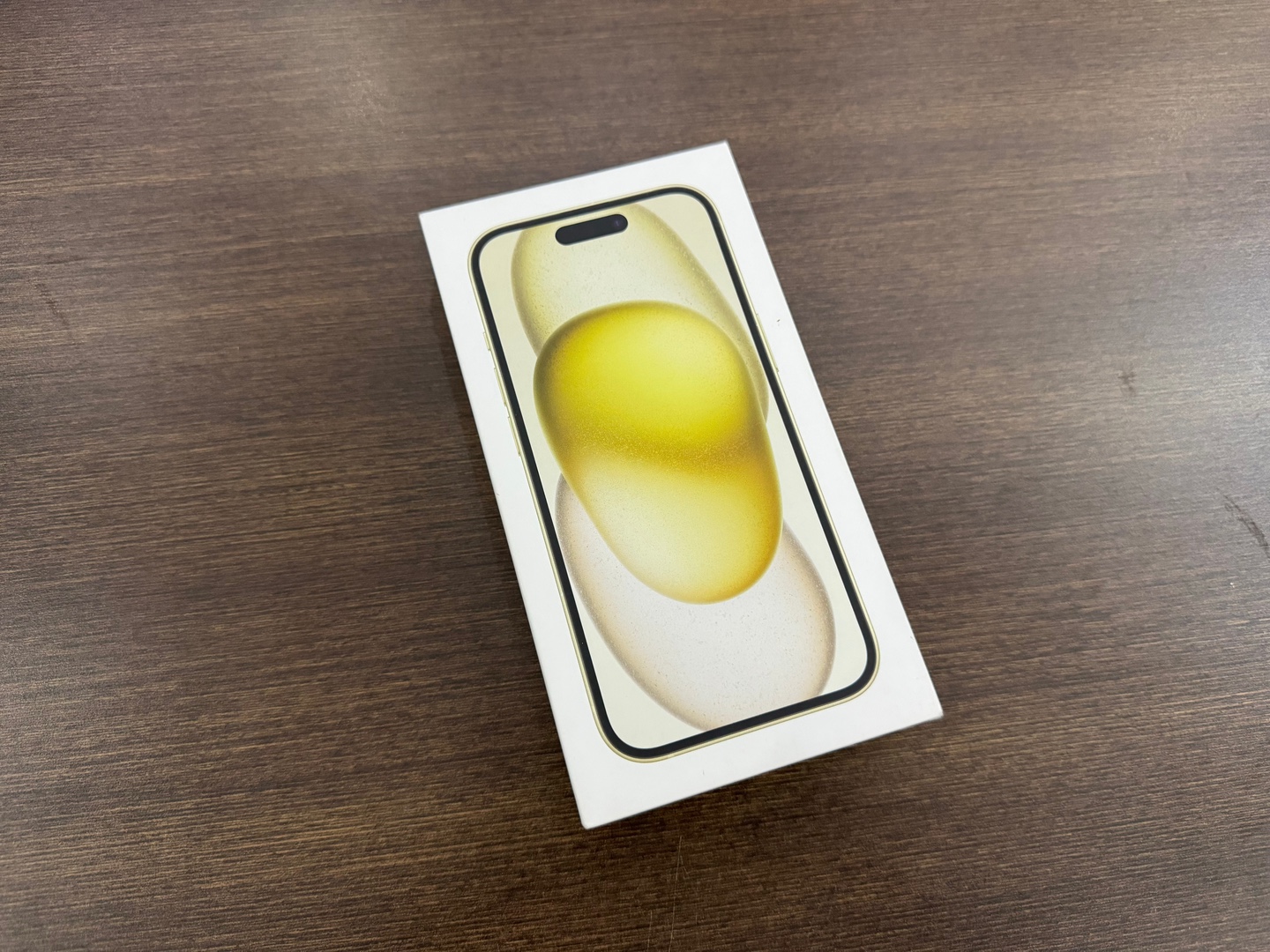celulares y tabletas - iPhone 15 256GB E-SIM Yellow Sellados, Desbloqueados