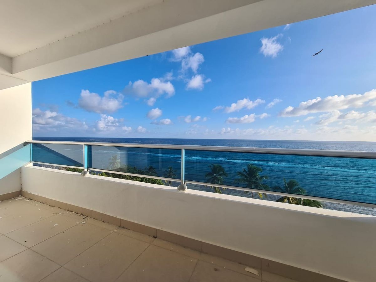 apartamentos - Venta de Apartamento primera linea de plara en Juan Dolio
