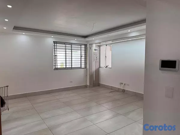 casas - CASA EN VENTA EN SANTIAGO DE LOS CABALLEROS PRÓXIMO A LA 27 de febrero  10
