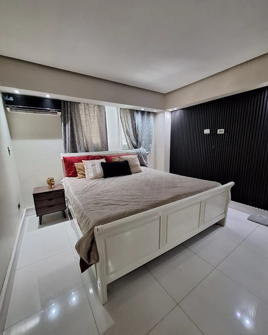apartamentos - Sin intermediario vendo Apartamento en Naco 2da con Terraza 1