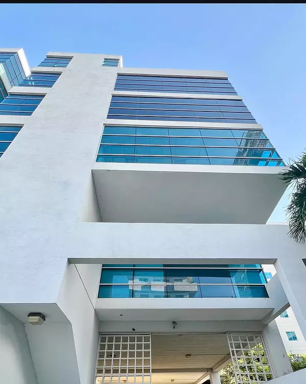 oficinas y locales comerciales - Alquiler local en Piantini 4