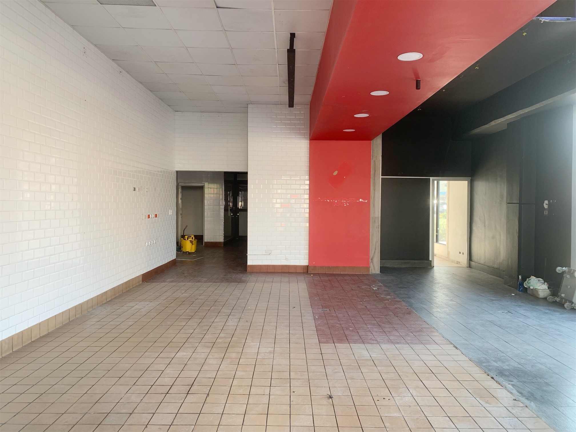 oficinas y locales comerciales - Local de oportunidad amplió 6