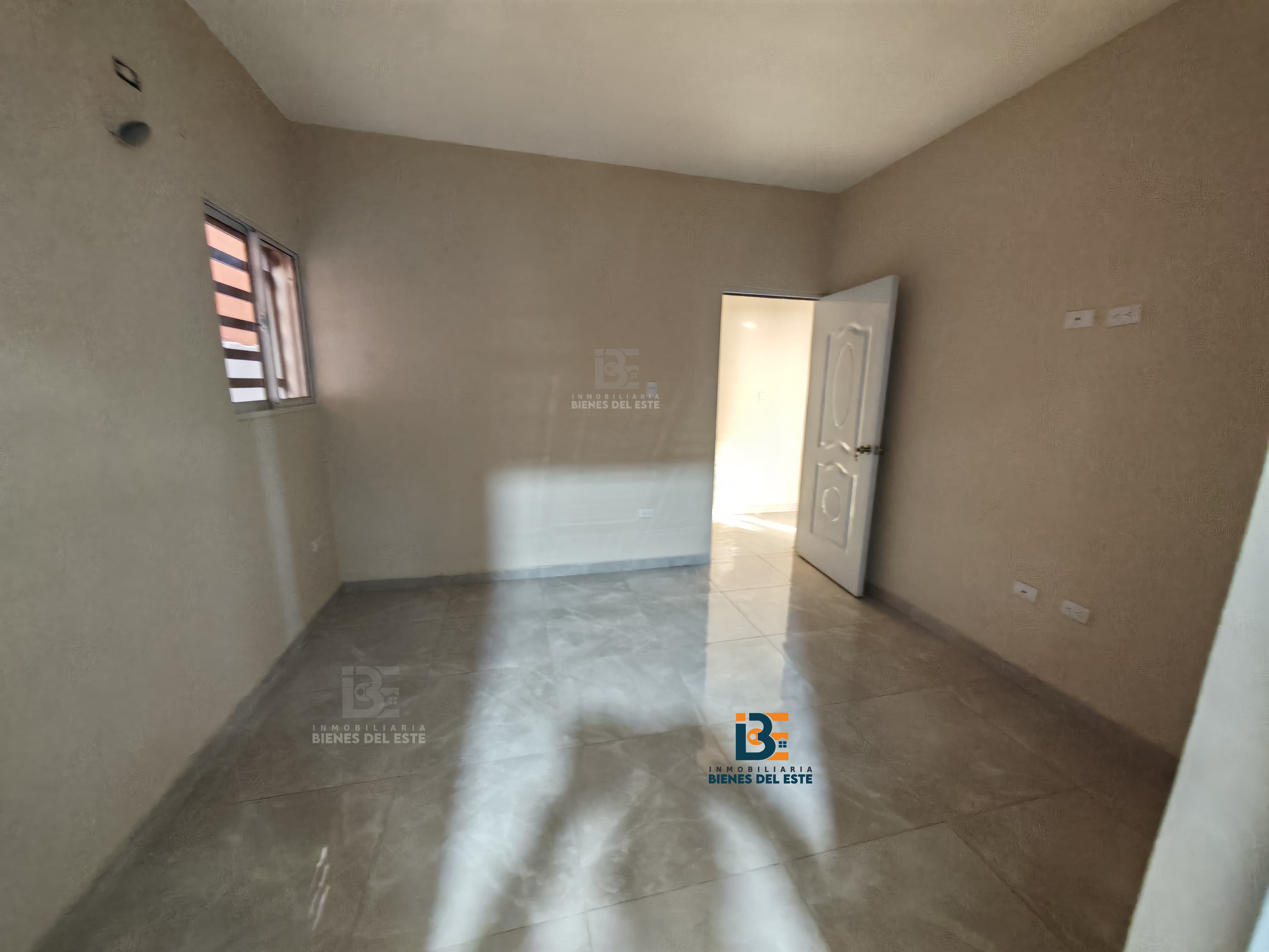 apartamentos - Apartamento Amplio y con 3 Baños y Parqueo 6