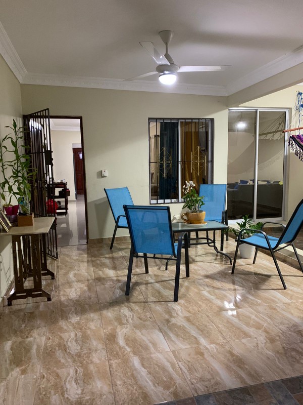 casas - Casa próximo a la república de Colombia210 metros 3 hab 0
