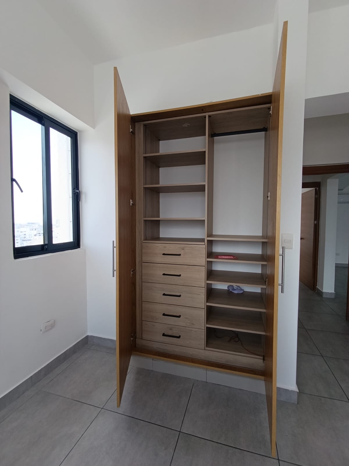 apartamentos - Bella Vista *Balcón *Piso Alto *117mts *2hab 9