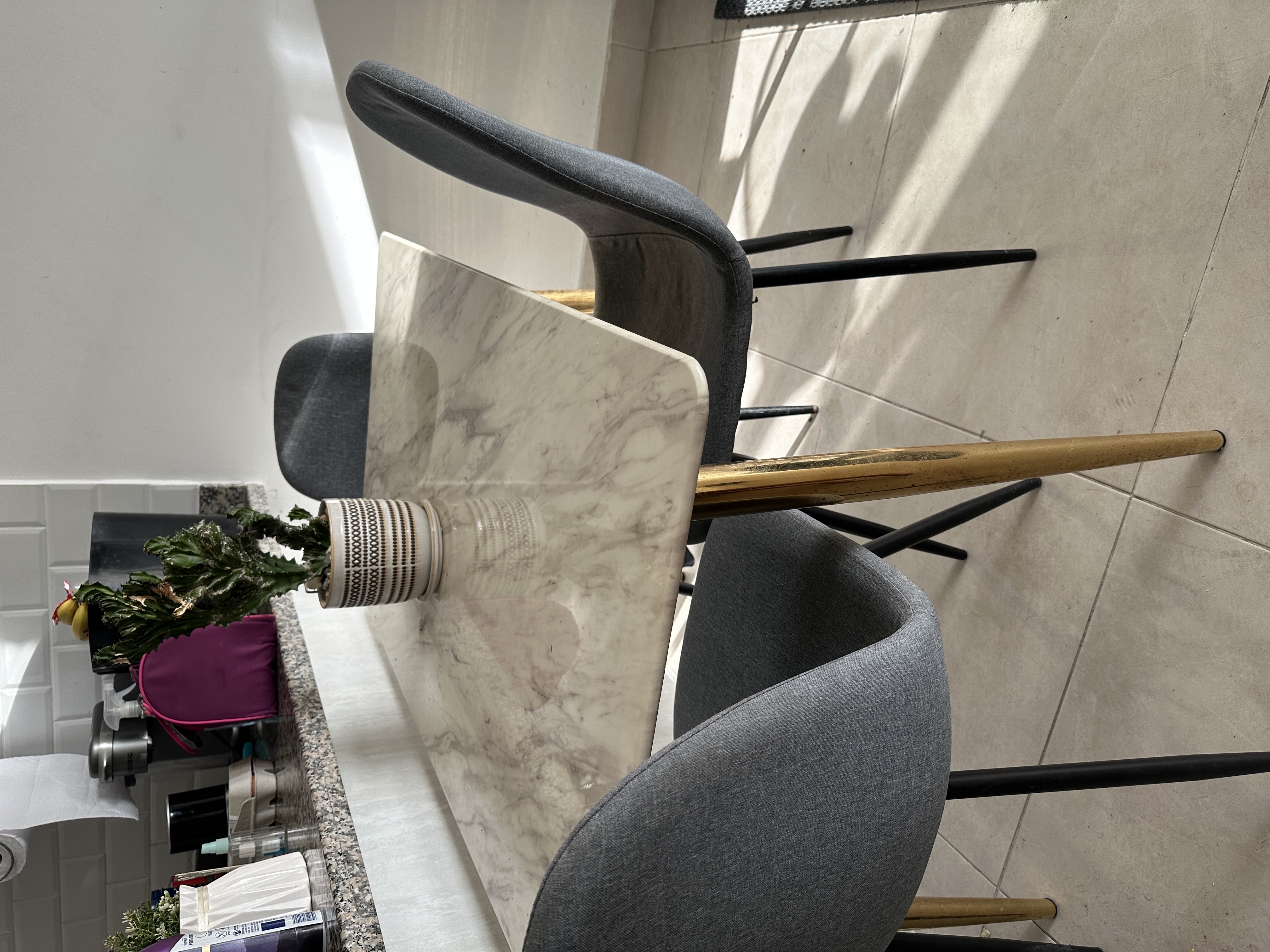 decoración y accesorios - SE VENDE COMEDOR DE 4 SILLAS