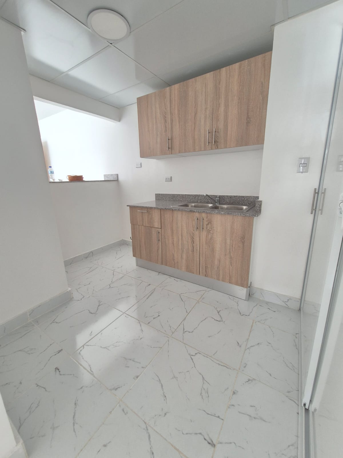apartamentos - Apartamento 2do Nivel con Facil Accesibilidad 2