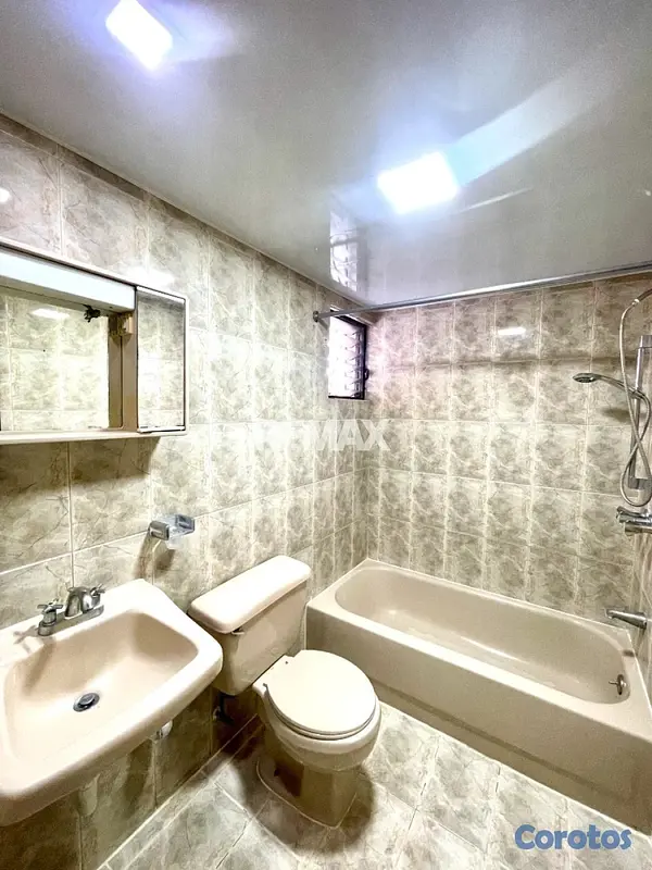 apartamentos - Apartamento en Alquiler en Evaristo Morales 4
