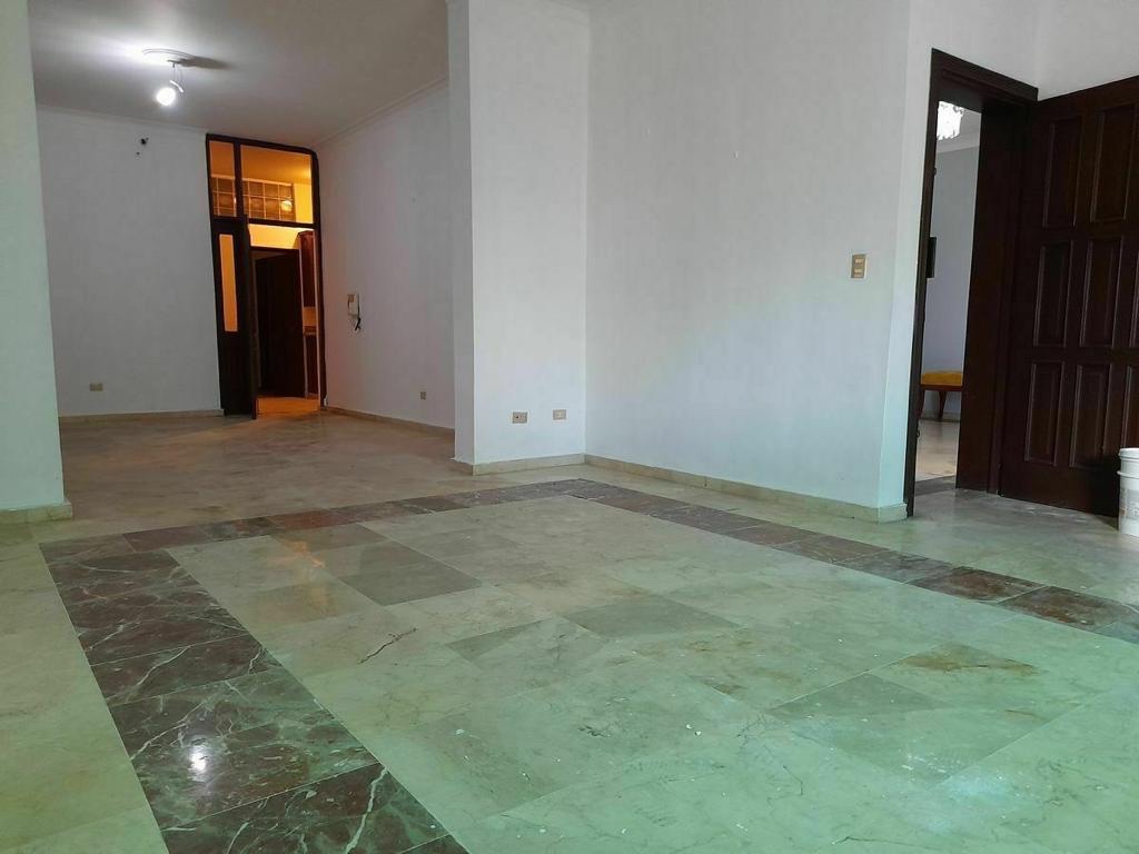 apartamentos - Vendo apto en Bella vista Sur 170. Mts. 
1ro piso 
Cerca del parque mirador sur 