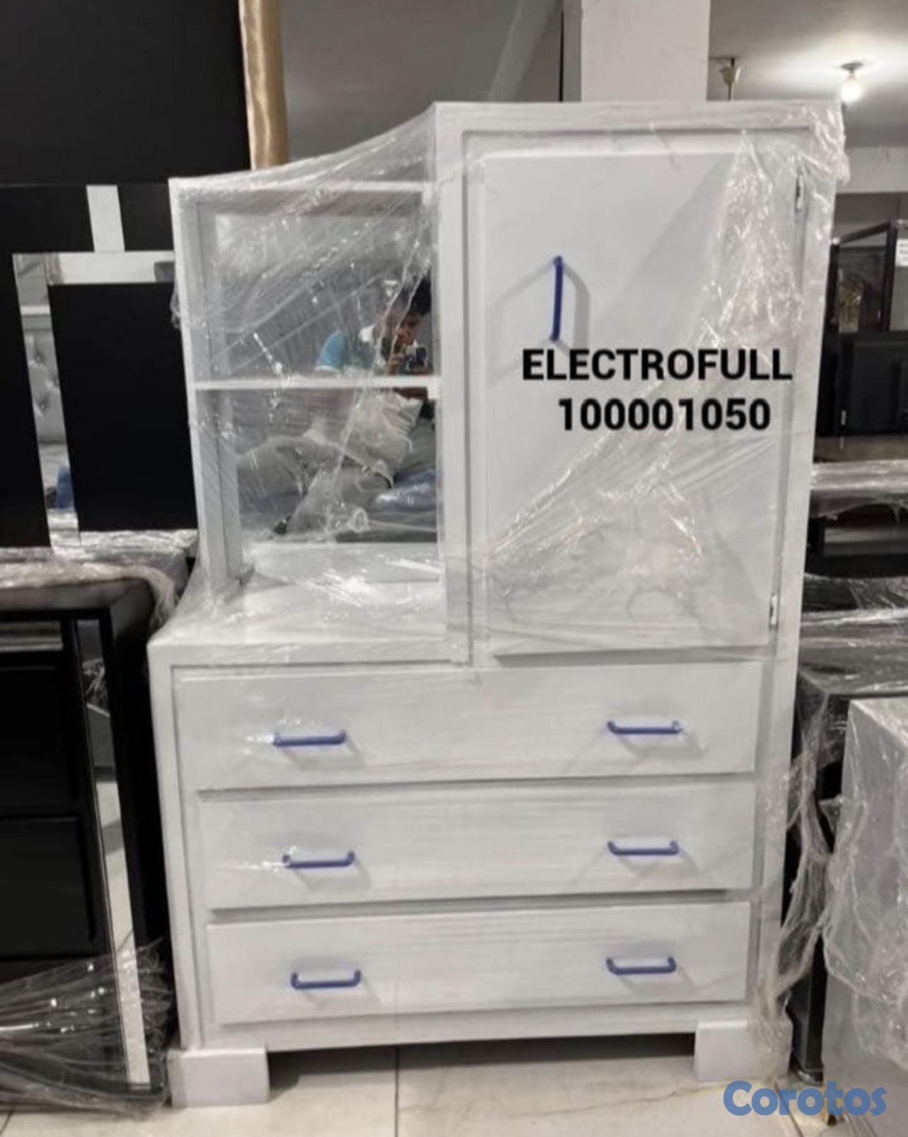 muebles y colchones - gavetero con espejo