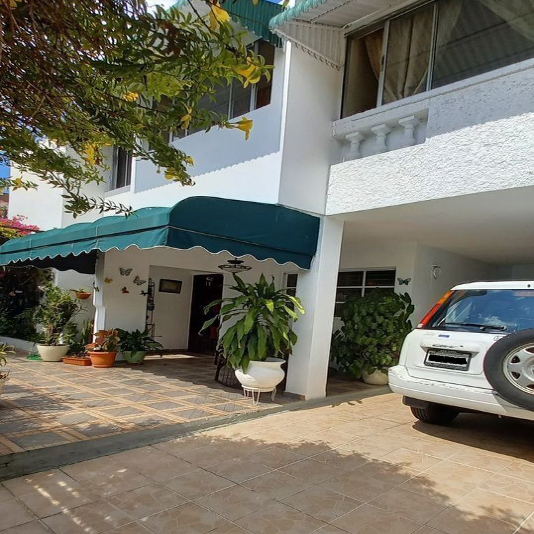 casas - VENTA DE HERMOSA CASA UBICADA EN URBANIZACIÓN AESA K11