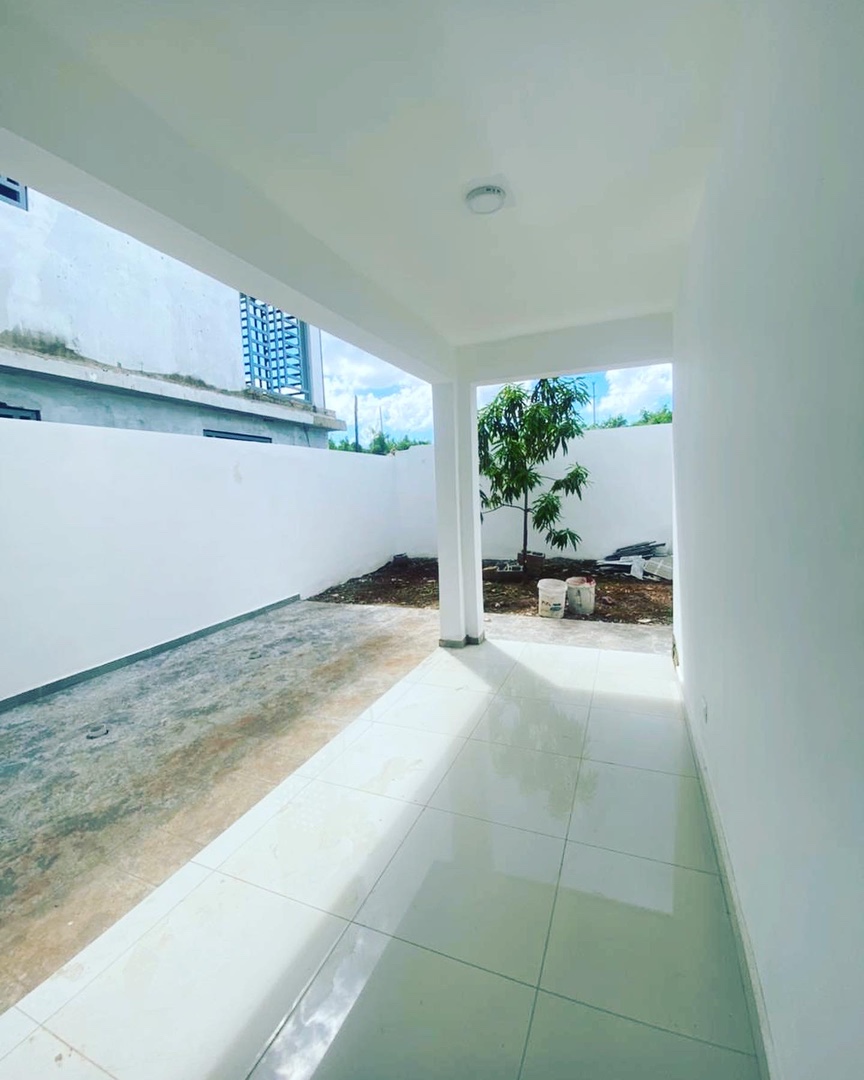 casas - Venta de casa en la autopista de san Isidro prado oriental  6