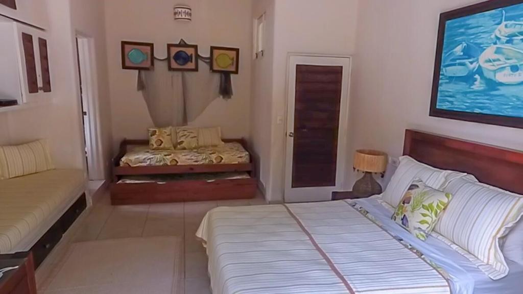 casas - Casa en alquiler #24-10 con 3 habitaciones con baño privado, amueblada, jacuzzi. 3