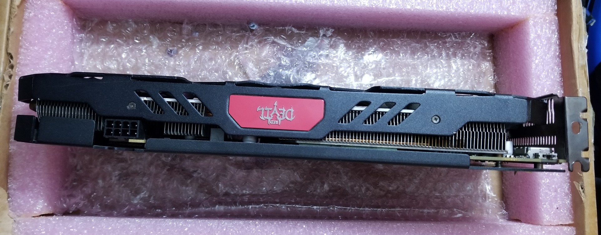 computadoras y laptops - Tarjeta AMD RX 570 4GB Red Devil  5