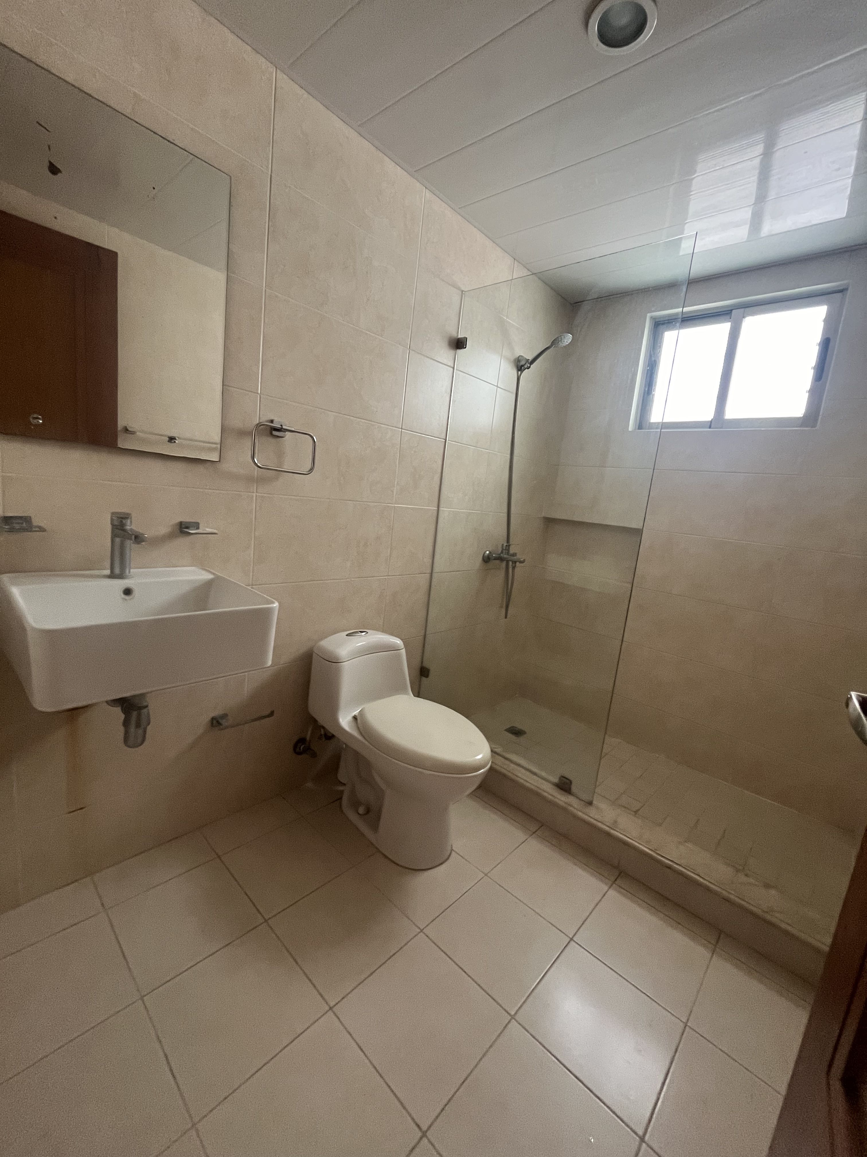 apartamentos - Apartamento en alquiler a pasos del Parque Mirador Sur en 3 er piso 2