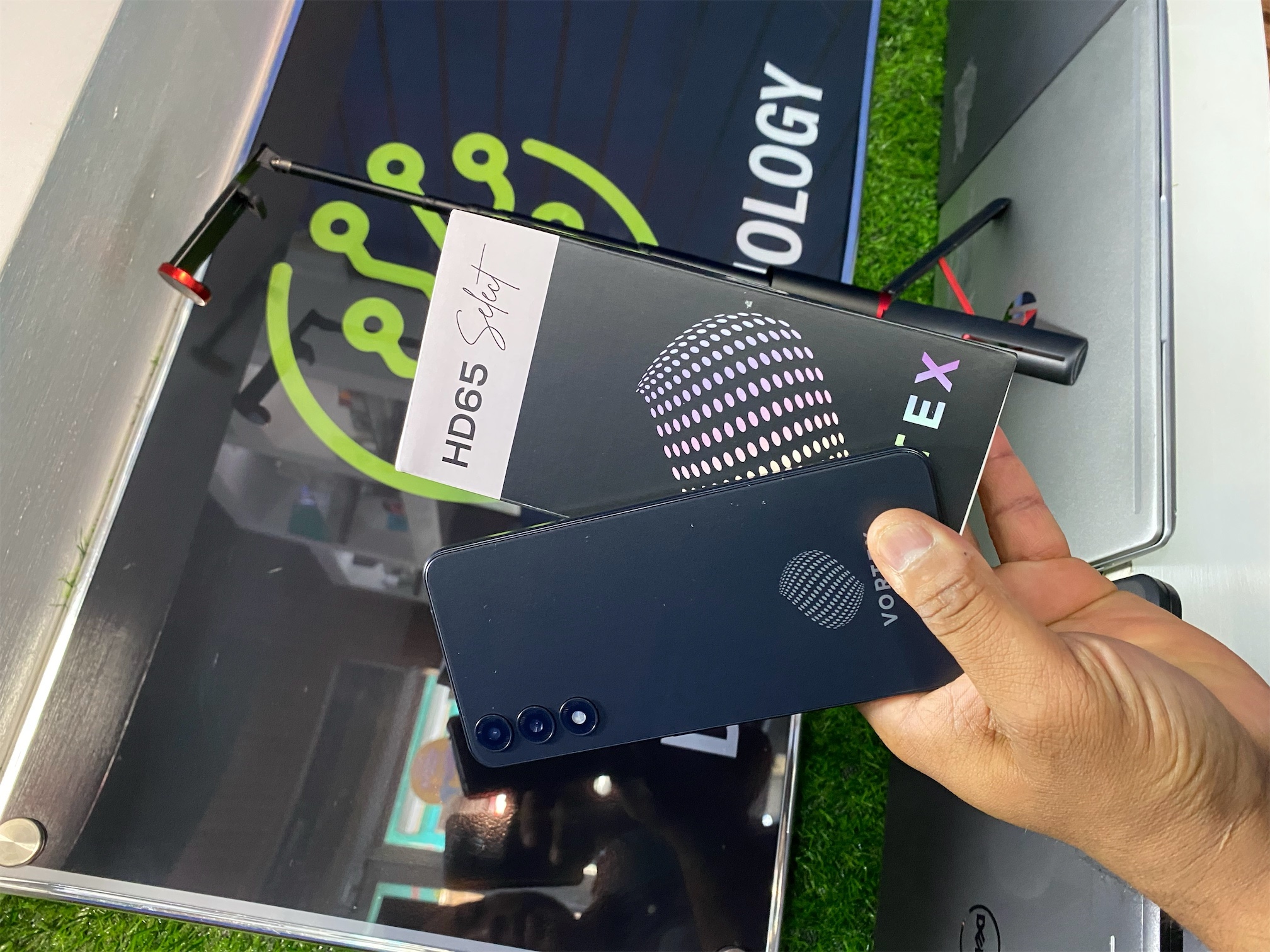 celulares y tabletas - HD65 vortex  7